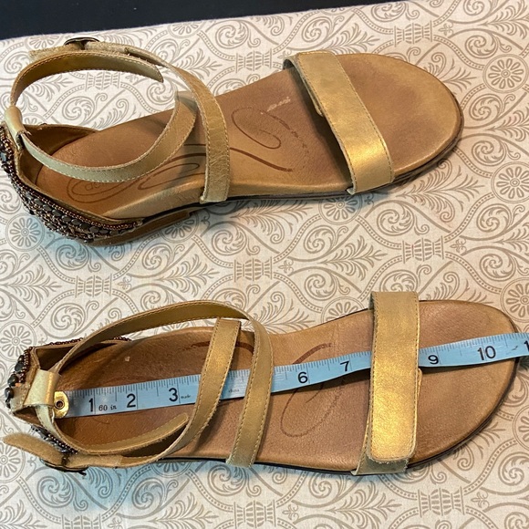 Aetrex Brenda Beaded Bronze Gold Bronze Leather Sandals Size 11 Flat Flats - Picture 14 of 14